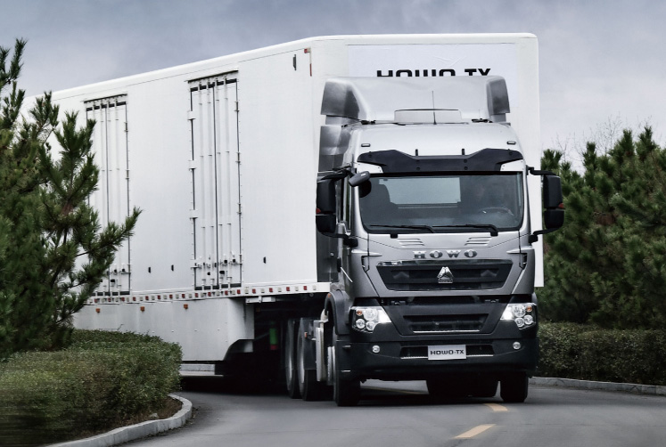 HOWO TX 6×4 PRIME MOVER